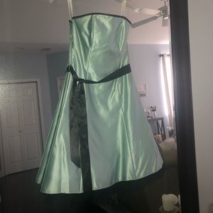 Cocktail Dress - Worn Once 💕